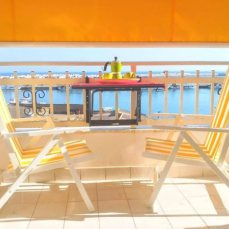Casa Sunrise - Lovely Sea Front Apartment Шака Екстериор снимка