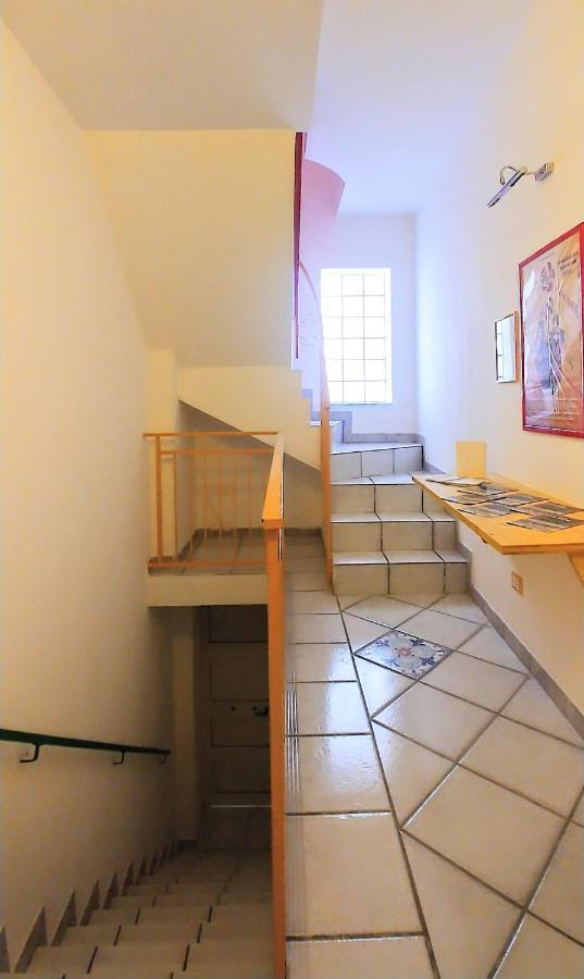 Casa Sunrise - Lovely Sea Front Apartment Шака Екстериор снимка